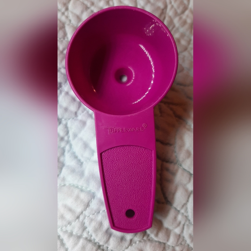 Vintage Tupperware Egg Separator